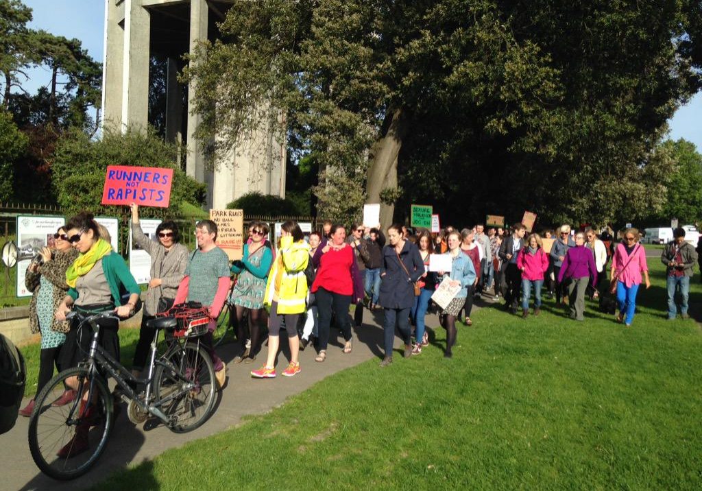 CGG-sdmWoAIWlad A group of people protesting in Clinton Downs.